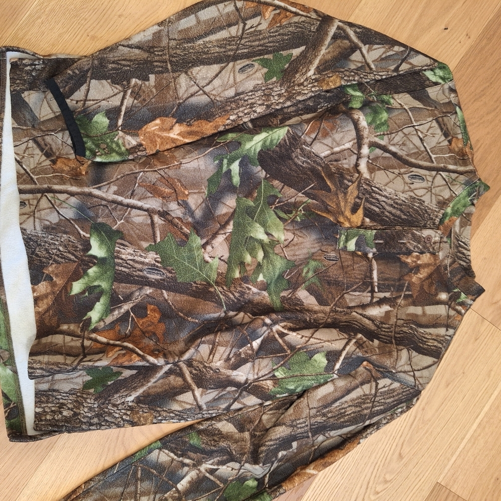 Camo half button